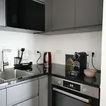 Design With Balcony - Pasing דירה