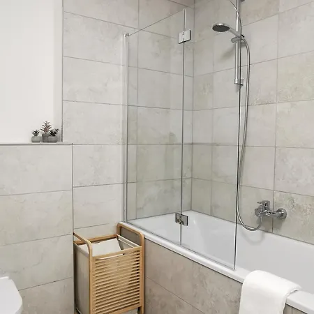 Daire Design With Balcony - Pasing